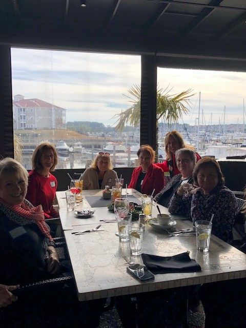 Ladies Holiday Lunch 12/01/21