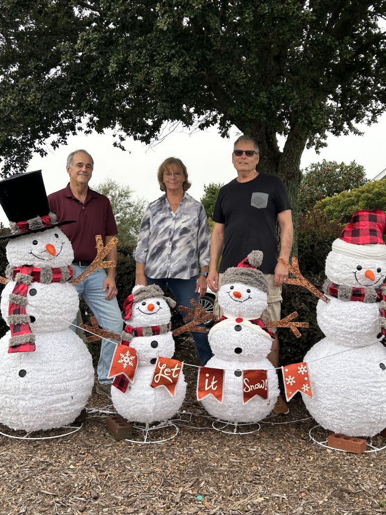 Holiday Decorating 12/02/23